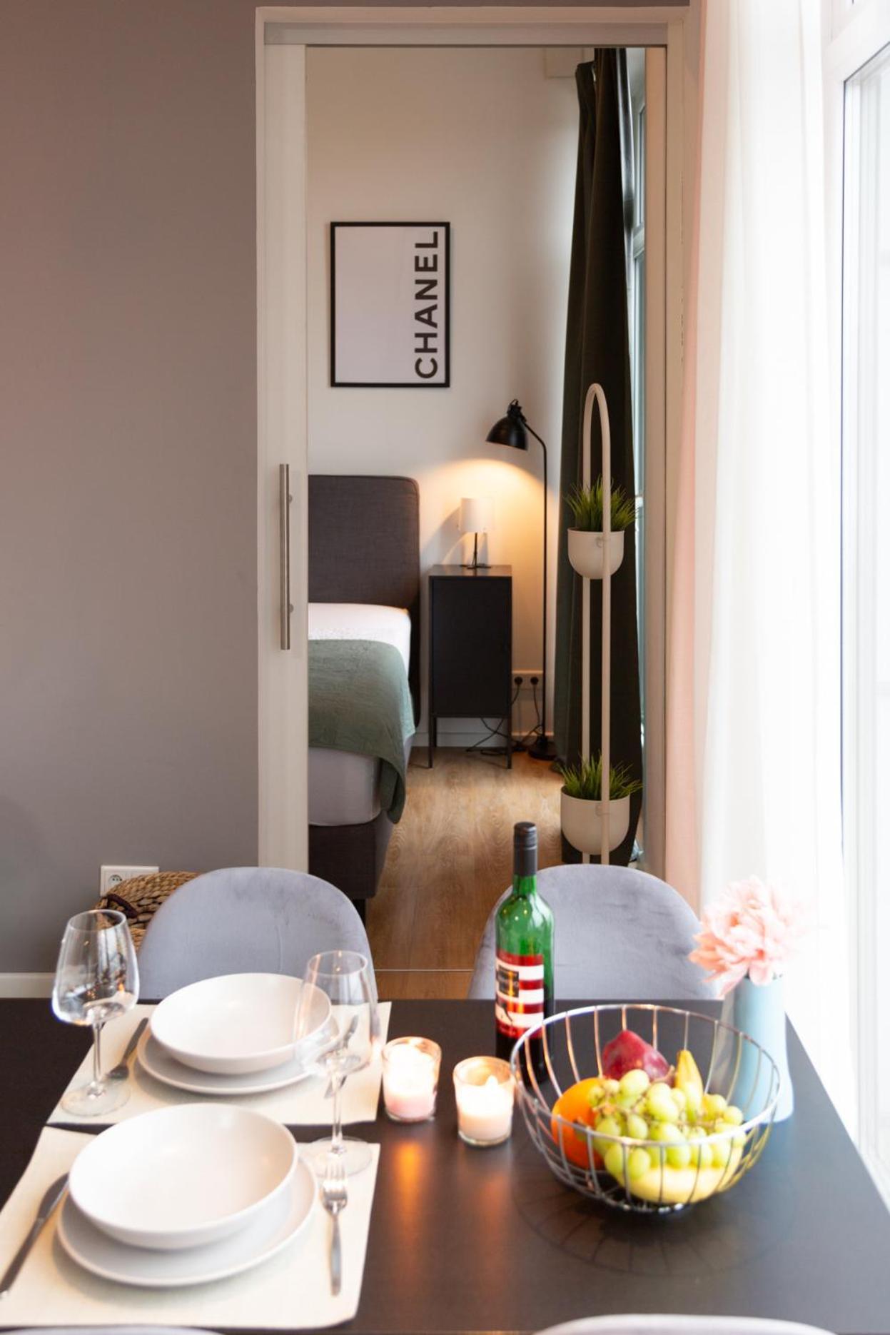 Appartement Micasa Ol - Modernes Penthouse - Stellplatz - Kueche - Wlan - Dachterrasse Oldenburg